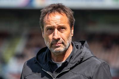 Definitieve breuk tussen John van ’t Schip en Ajax: ‘Niet geworden wat we er beiden van verwacht hadden’