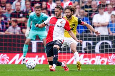 Santiago Giménez terug in selectie Feyenoord voor duel met Man City, ook Bijlow en Timber reizen mee