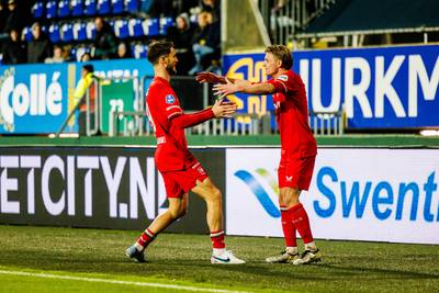 Ricky van Wolfswinkel goud waard voor FC Twente in Sittard