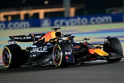 Max Verstappen komt snelheid tekort en start sprintrace in Qatar als zesde: ‘We zijn te langzaam’