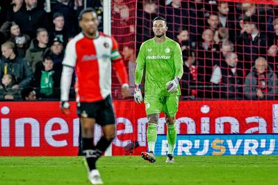 Weer tegenslag voor Justin Bijlow: doelman maakt na rentree alweer pas op de plaats bij Feyenoord